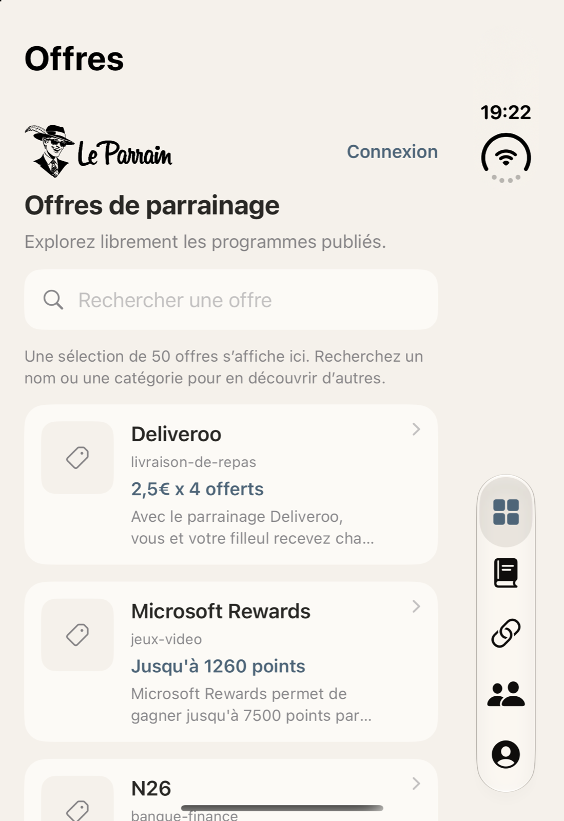 Écran extérieur de l’iPhone Duo : liste des offres de parrainage Deliveroo, Microsoft Rewards et N26 dans Le Parrain