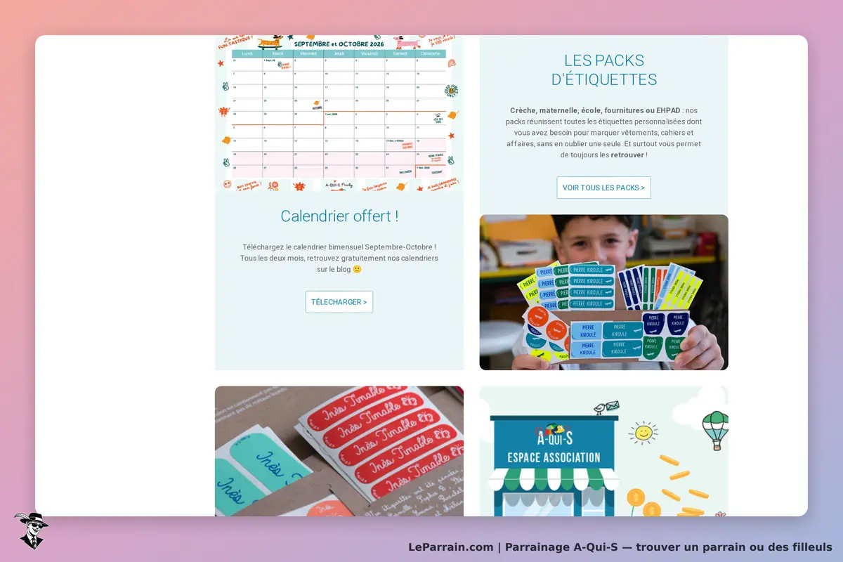 A-Qui-S : calendrier et packs d'étiquettes pour marquer vêtements et affaires, enfant souriant