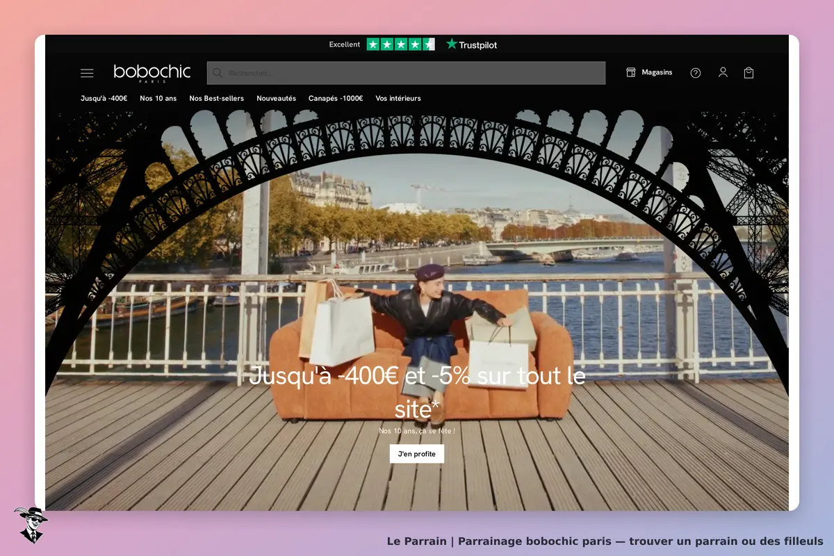 bobochic paris : page d'accueil avec une personne sur un canapé, tenant des sacs de shopping
