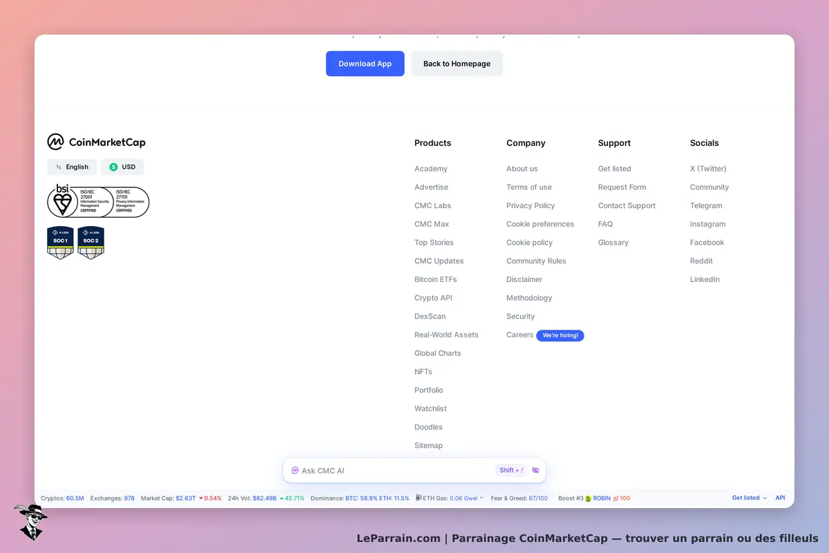 CoinMarketCap : bas de page avec liens vers produits, entreprise, support et réseaux sociaux