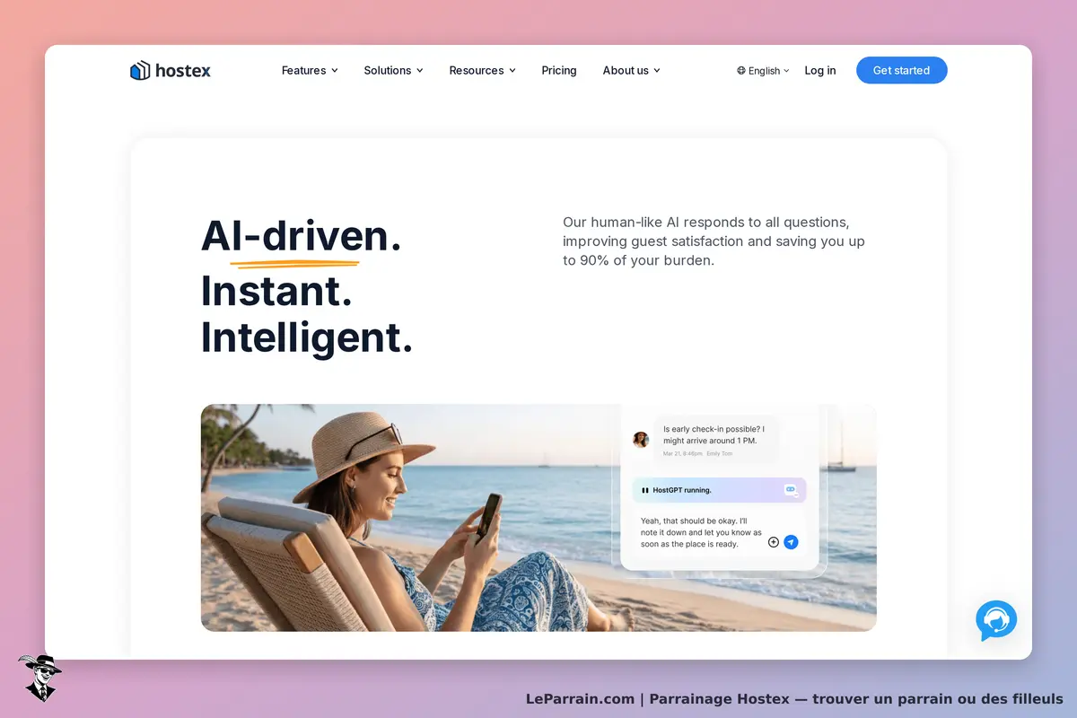 Hostex : page d'accueil avec texte sur l'IA et une femme sur la plage utilisant un téléphone