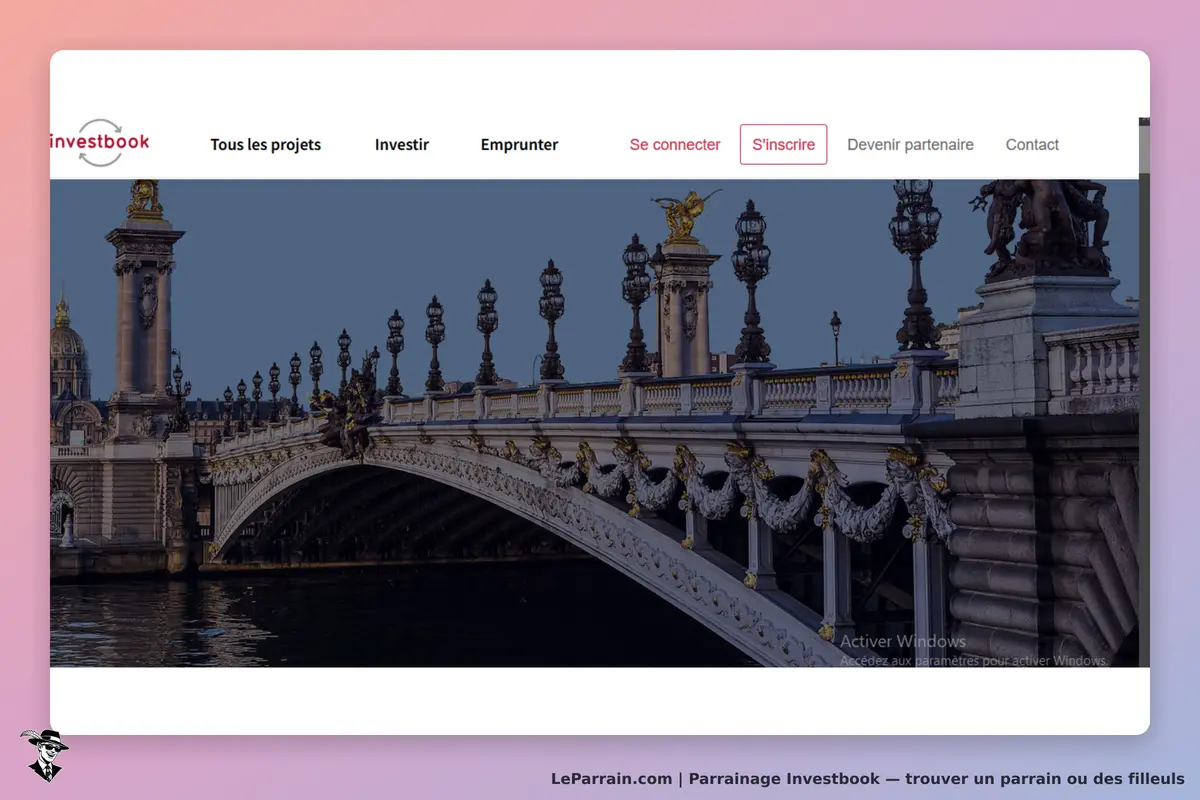 Investbook : page d'accueil avec un pont parisien et des options de connexion et d'inscription
