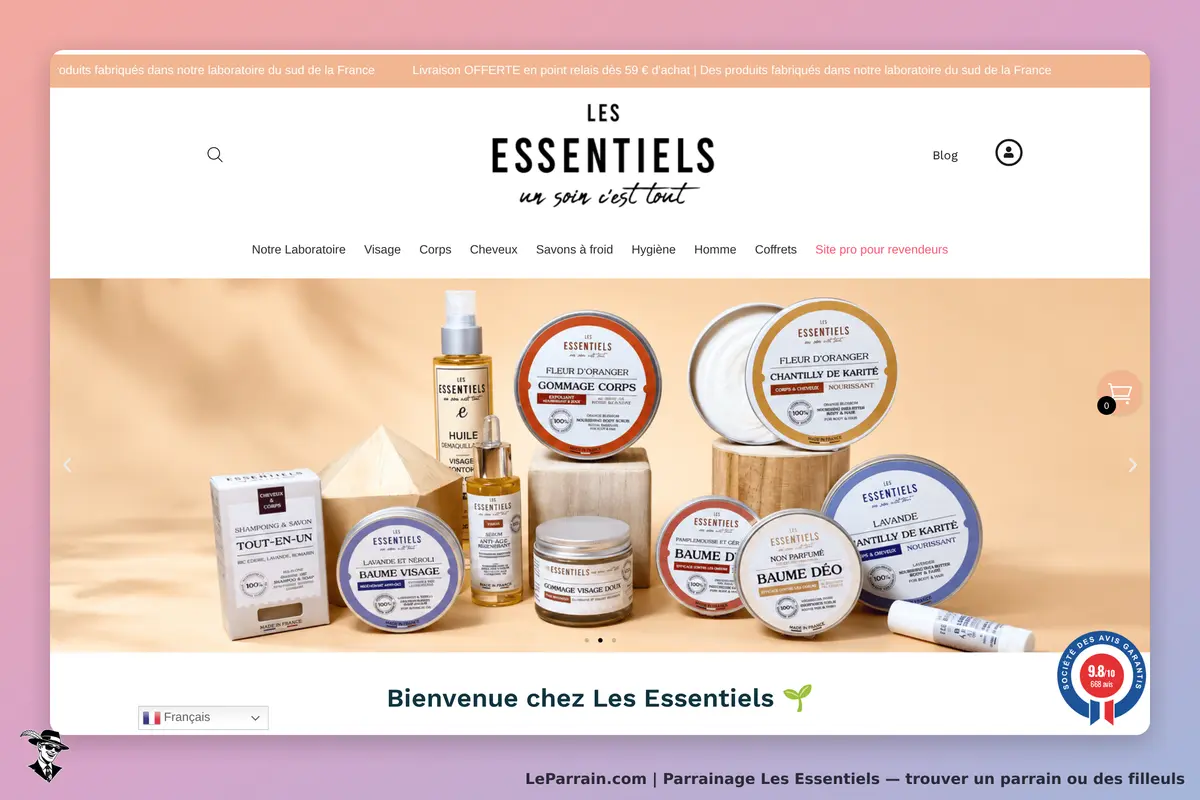 Les Essentiels : page d'accueil avec produits cosmétiques et message de bienvenue