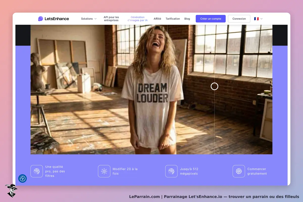Let'sEnhance.io : let'sEnhance : une femme souriante en t-shirt dans un espace lumineux avec des