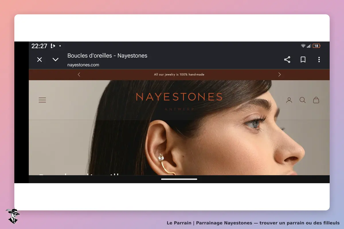 Nayestones : présentation d'une femme portant des boucles d'oreilles élégantes en gros plan