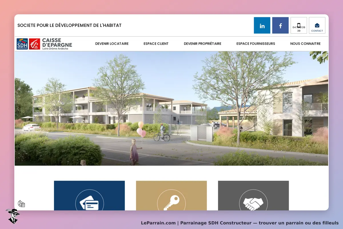 SDH Constructeur : vue d'un bâtiment moderne avec arbres et enfants jouant sur la route