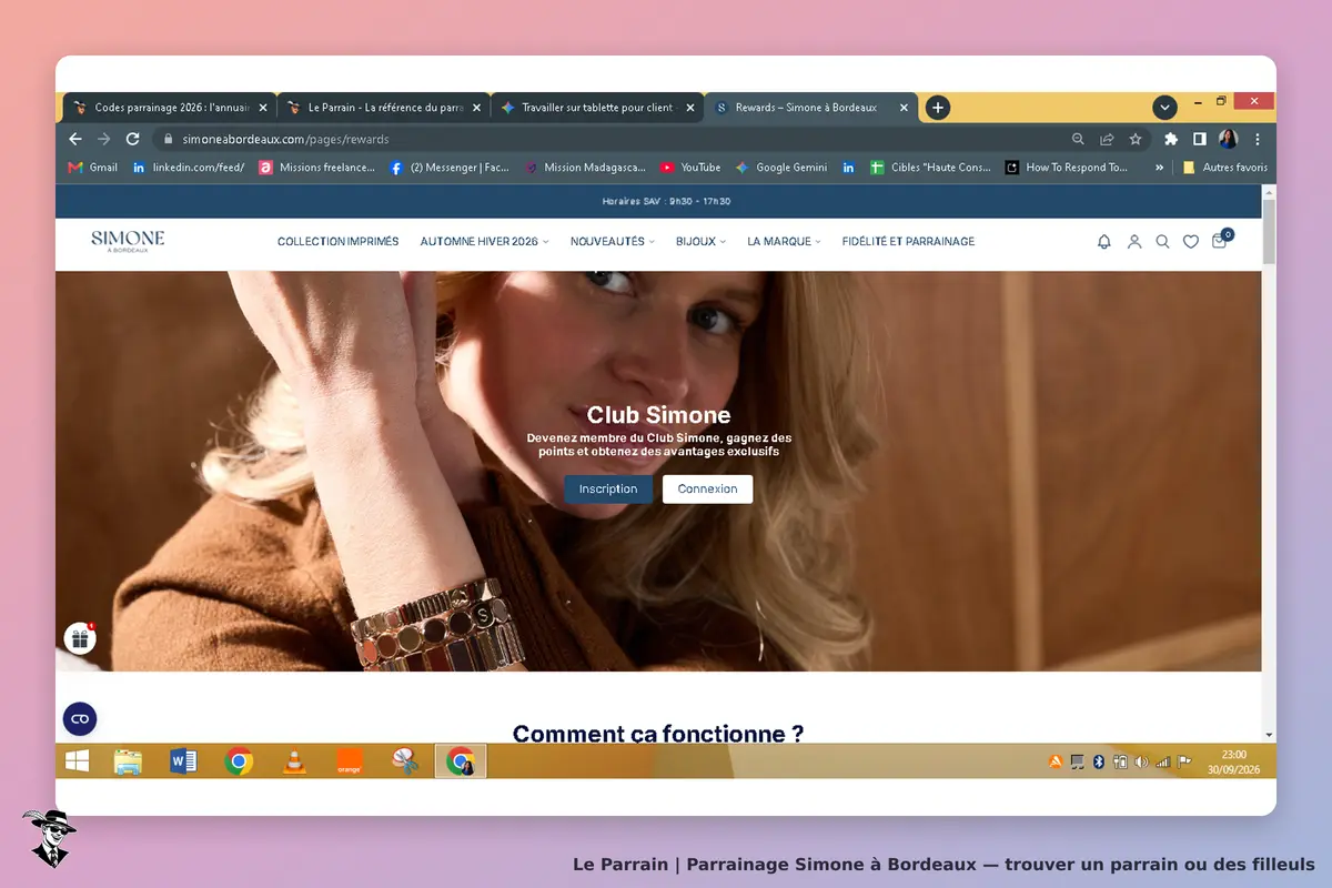 Simone à Bordeaux : simone : page d'accueil avec une femme présentant des bijoux et des options
