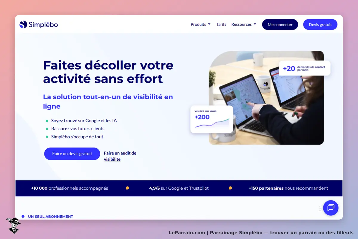 Simplébo : page d'accueil présentant une solution de visibilité en ligne avec ordinateurs et textes