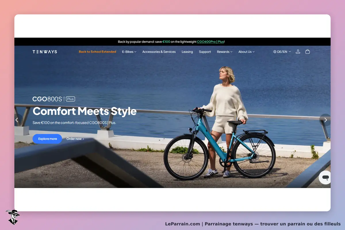 tenways : femme avec un vélo bleu près d'un plan d'eau, texte "Comfort Meets Style"