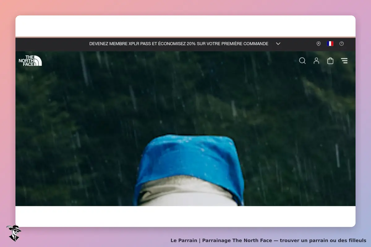 The North Face : partie supérieure d'une image avec un chapeau bleu sous la pluie